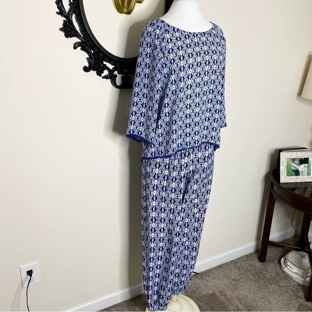 Xhilaration Dark Blue and White Print Top and Matching Pants Set